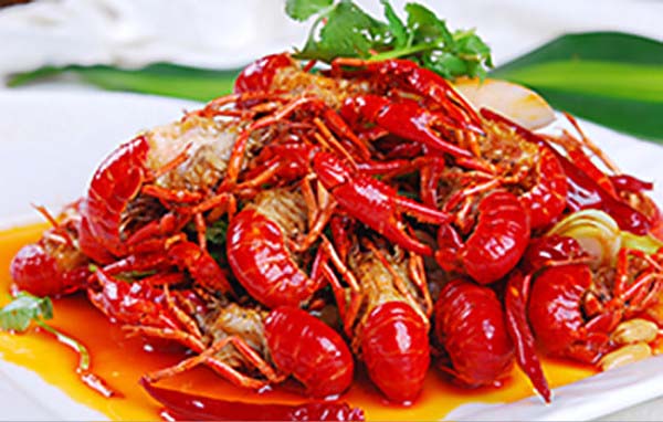 炎夏吃龙虾当心危害身体健康