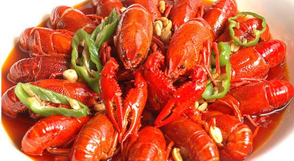 炎夏吃龙虾当心危害身体健康
