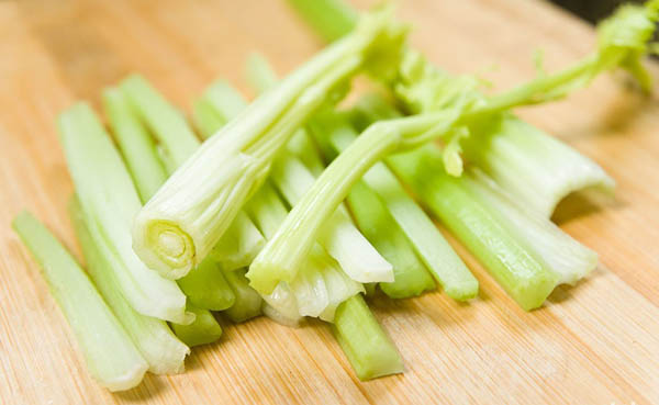 不要多吃9种食物，否则易致失眠