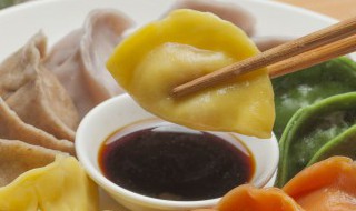 鸡蛋饺子怎么做 韭菜鸡蛋饺子怎么做