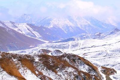 西宁拉脊山海拔高度多少米 拉脊山景区海拔高度多少米