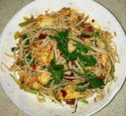豆芽炒鸡蛋的做法