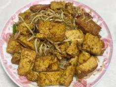 豆腐炒豆芽的做法