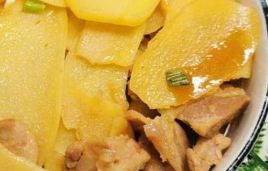 土豆炒肉的家常做法
