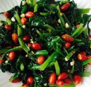 果仁菠菜的做法